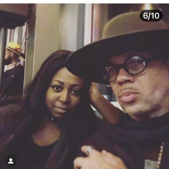 Meet Your Posher - Picture 6 of 7